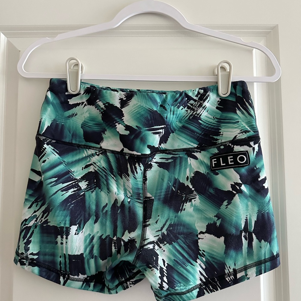 Fleo Teal And Black Patterned Athletic Shorts - image 2